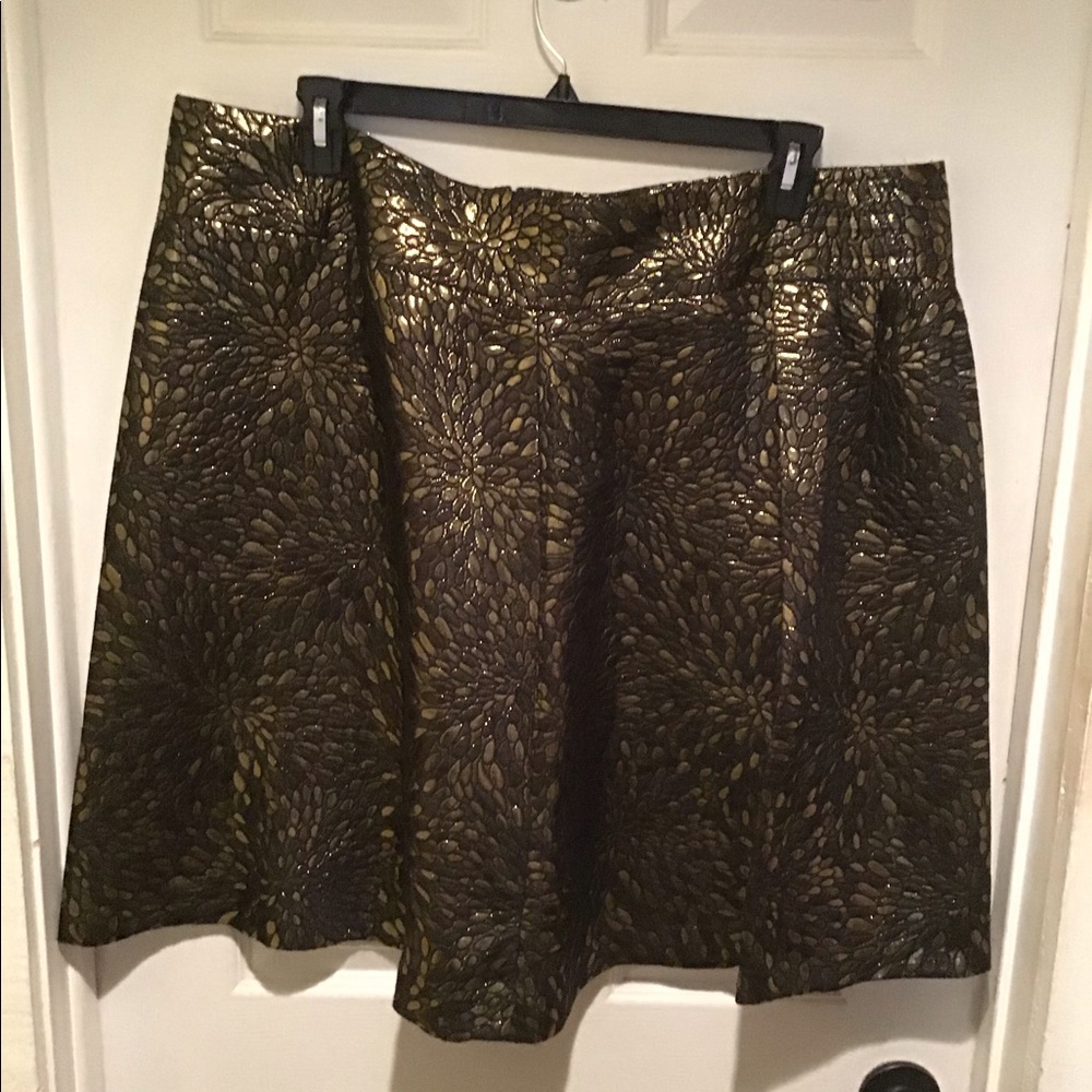 A-line brocade skirt